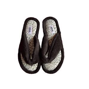 Blink women’s black fleece down slippers, size small, 5/6